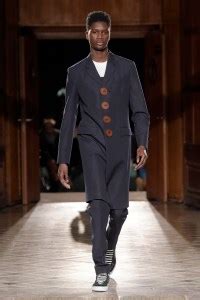 givenchy men's fall 2017|Givenchy Men Fall 2017 Collection .